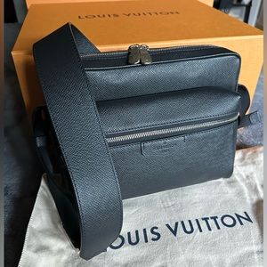 Louis Vuitton Men’s Outdoor Messenger PM Bag